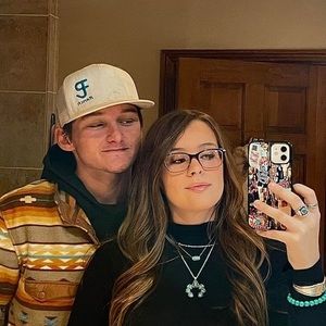 Meet your Posher, Madison